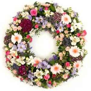 Mixed flower wreath